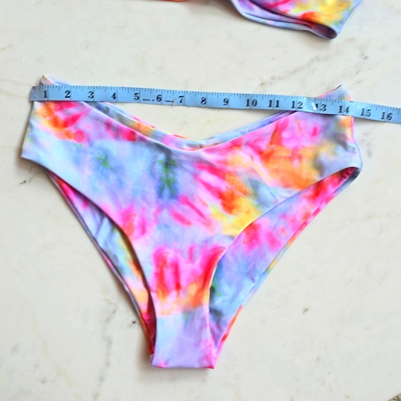 NWT Tie Dye high waisted bikini size medium - Picture 8 of 14